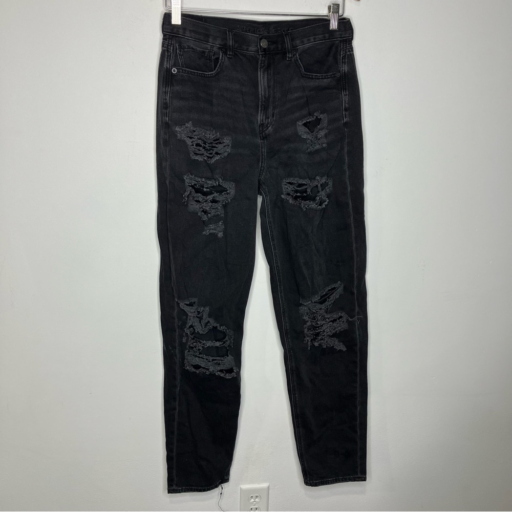 American Eagle Outfitters relaxed mom jeans black distressed 6‎ X-long trendy